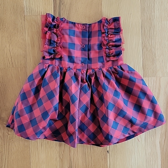 Baby girls size 3-6 months dress - Picture 3 of 3